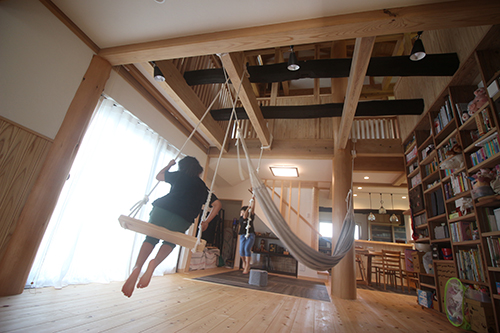  茨城新聞秋の住宅特集記載の「すべり台のある家」をフォトギャラリーにアップしました 
